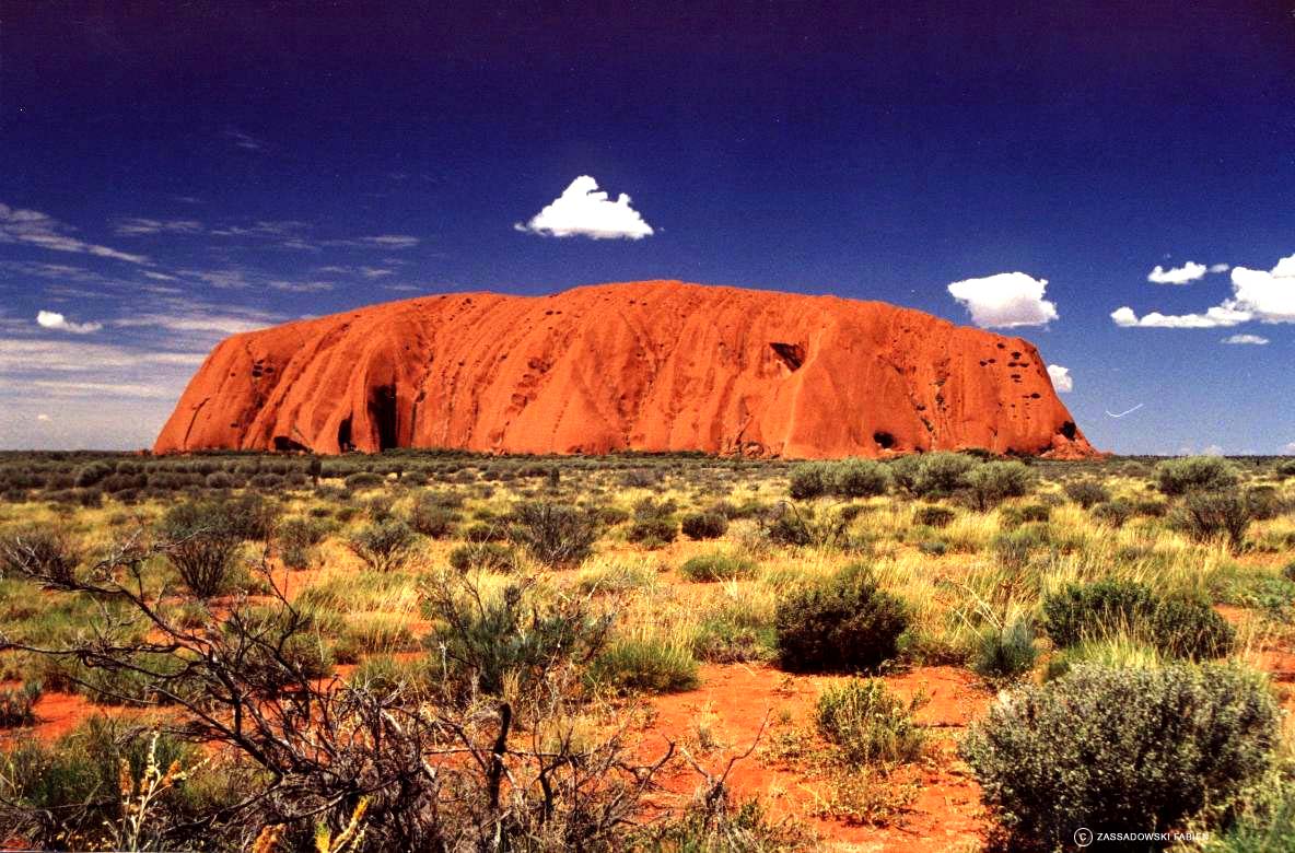 Images Cart Ayers Rock in Uluru National Park Australia